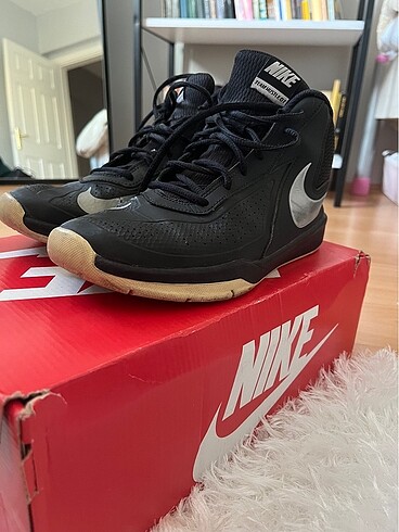 siyah nike basketbol ayakkabısı