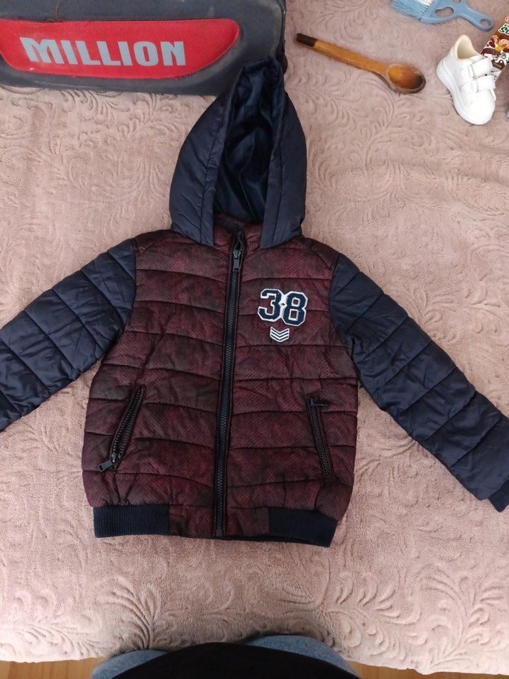 Kapüşonlu Bordo Erkek Çocuk Mont - Görsel 5