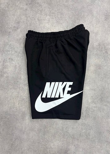 Nike Alumni Şort