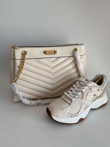 Michael Kors Kol Çantası