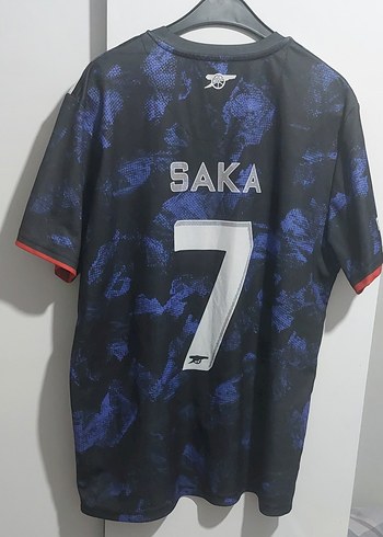 Adidas Arsenal Saka Forması