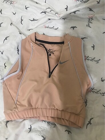 Crop tişört