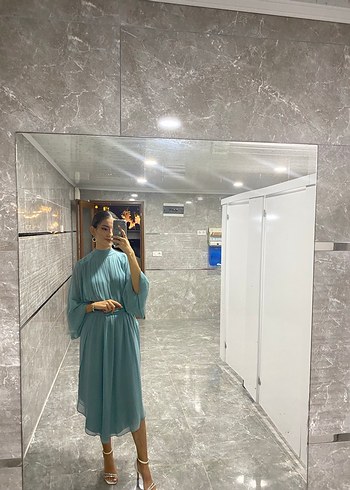 Bohem Tarzda Uzun Mavi Drapeli Nişan Elbisesi - Görsel 2