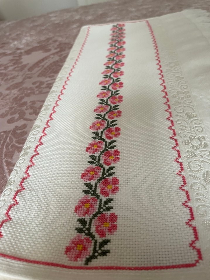 Kanaviçe işlemeli havlu büyük boy - Görsel 3