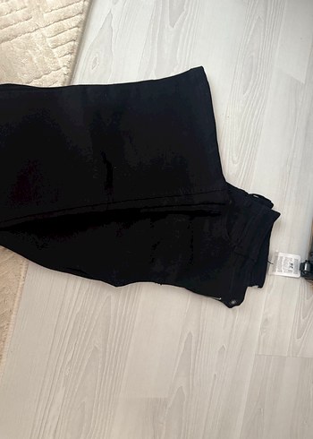 Siyah Kadın Uzun Kumaş Pantolon - Görsel 3