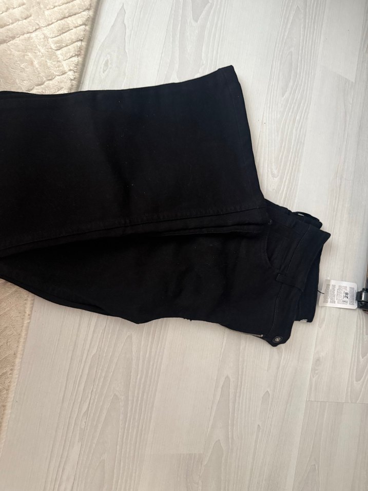 Siyah Kadın Uzun Kumaş Pantolon - Görsel 2