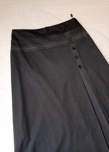 Düğmeli Siyah Uzun Kadın Etek - Görsel 2