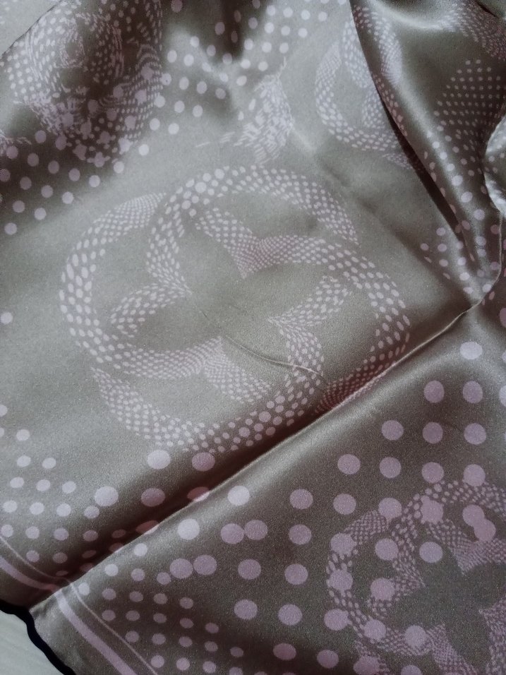 Aker ipek eşarp - Görsel 2