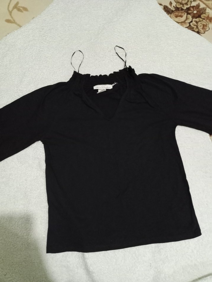 Siyah V Yaka Fırfırlı Uzun Kollu Bluz - Görsel 2