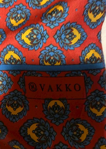 Beden çeşitli Renk VAKKO %100 Vintage İpek Şal