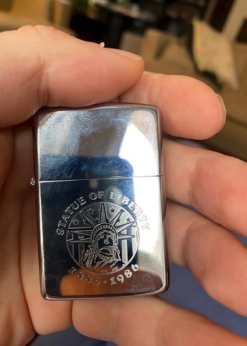 Zippo öGürlğk anıtı 100 yıl antika - Görsel 2