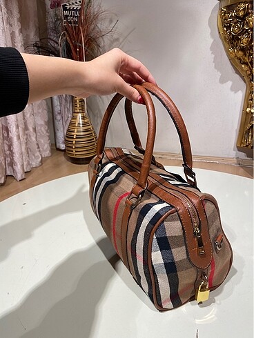 Beden Burberry çanta