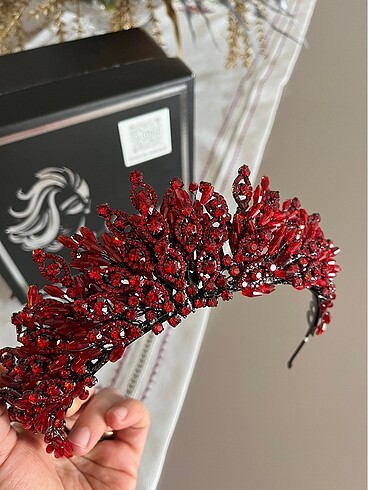 Kırmızı gelin tacı - Görsel 3