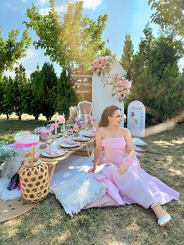 Pembe elbise - Görsel 2