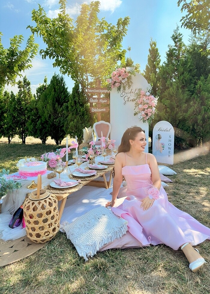 Pembe elbise - Görsel 2