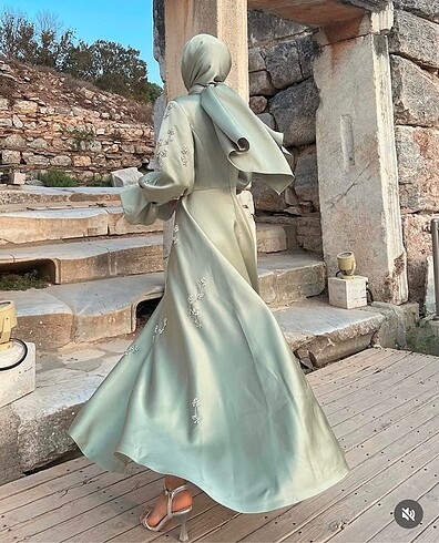 Diğer Defne Model Abiye-M beden.