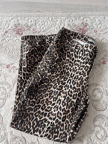 SIFIR TERTEMİZ LEOPAR PANTOLON