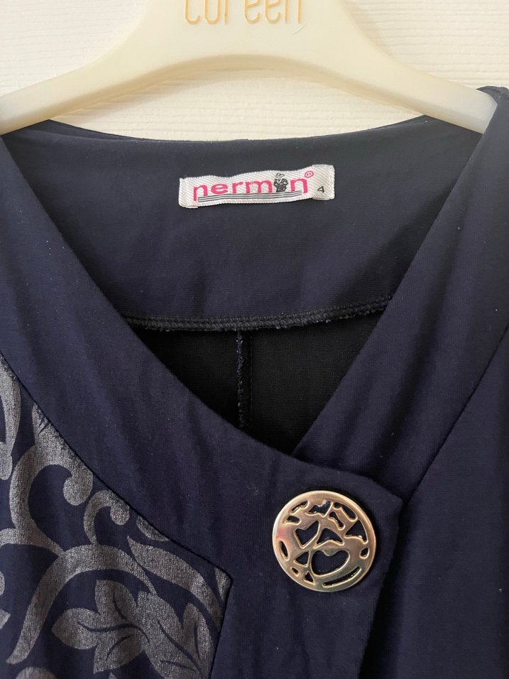 Düğmeli Siyah Uzun Gotik Elbise - Görsel 3