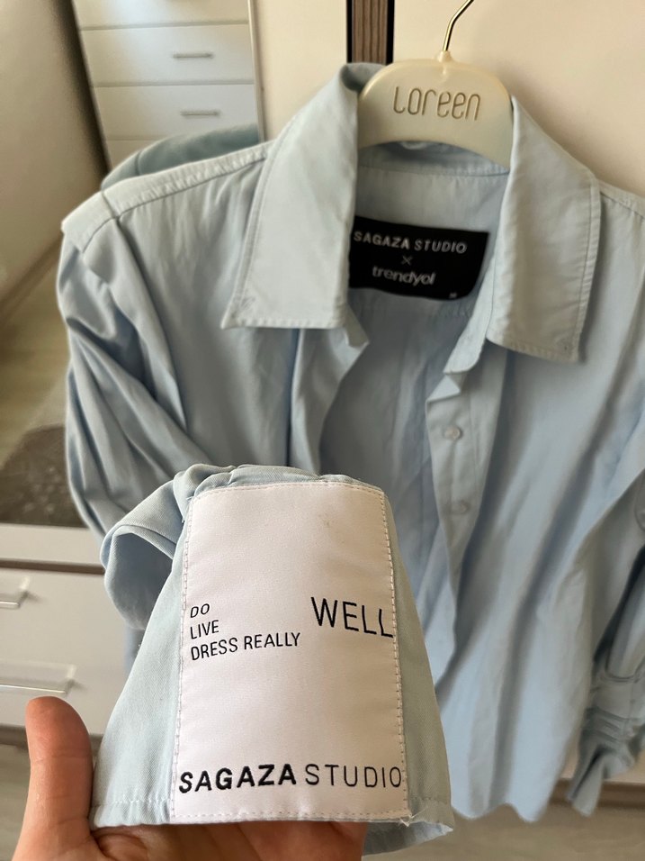 Düğmeli Mavi Kadın Keten Gömlek - Görsel 3