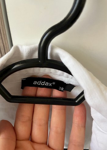 Düğmeli Beyaz Keten Gömlek - Görsel 4