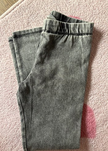 Kızlar için Gri Denim Sweatpant ve Siyah Uzun Kollu Tişört - Görsel 4