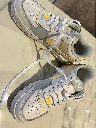 37,5 Beden beyaz Renk Nike air force1 37.5 numara