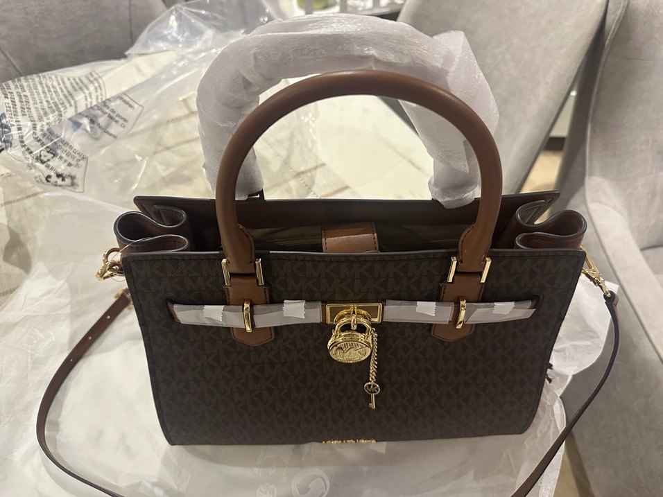 Michael Kors Kemerli Deri Kadın Çantası - Görsel 5