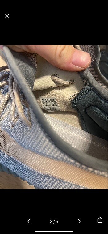 44 Beden Orjinal Adidas Yeezy bosst 530