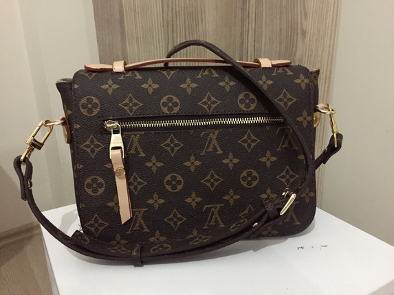 universal Beden Louis Vuitton Çanta