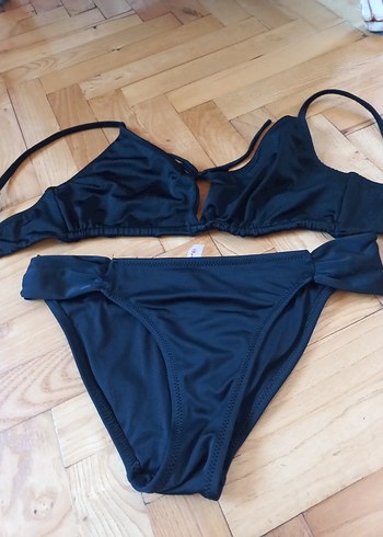 Siyah Strappy Bikini Takımı