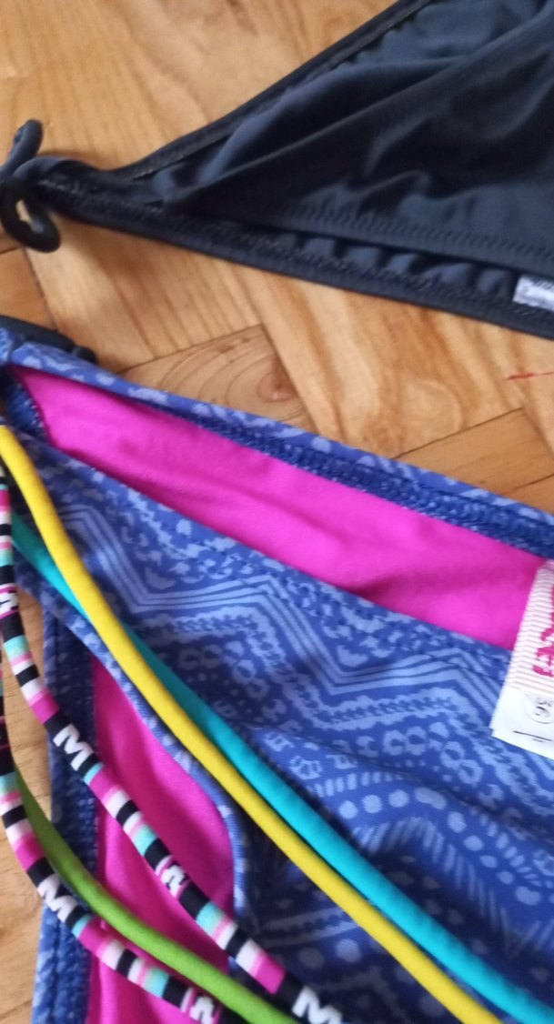 Çok Renkli Bağcıklı Bikini Altı - Görsel 4