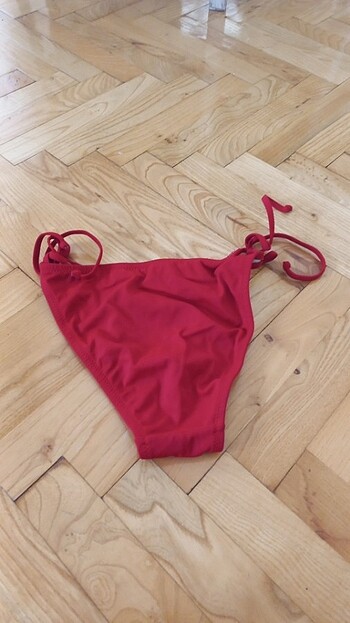 m Beden kırmızı Renk Bikini altı