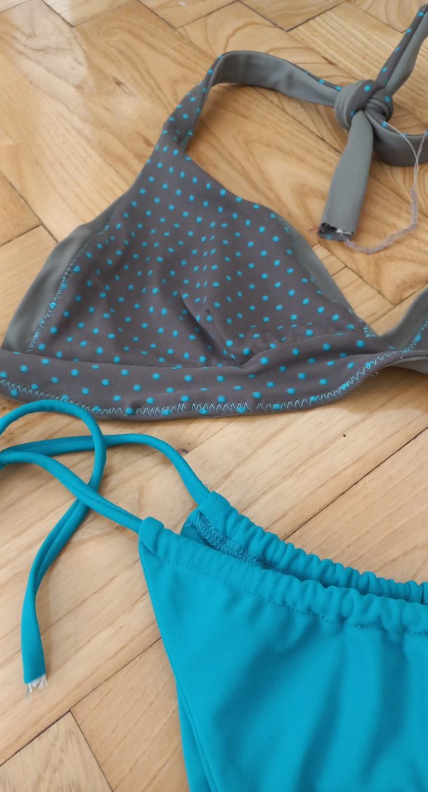 Bohem Tarzda Turkuaz İpli Bikini Takımı - Görsel 2