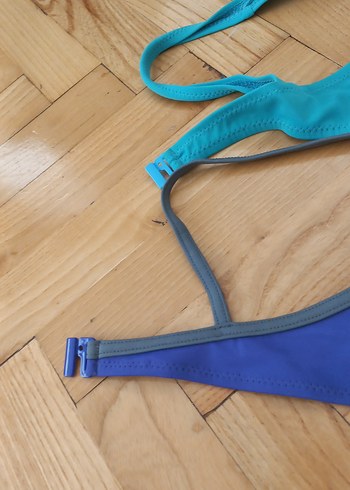 Kadın Mavi Parlak Askılı Bikini Üstü - Görsel 2