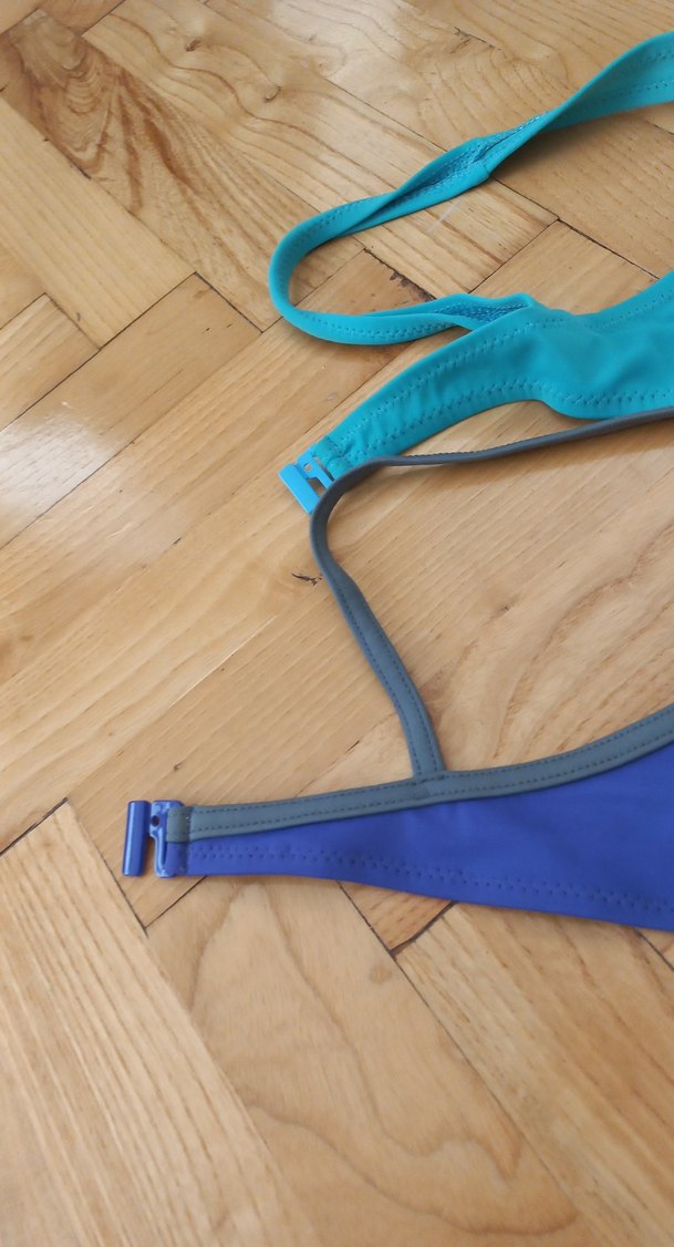 Kadın Mavi Parlak Askılı Bikini Üstü - Görsel 2