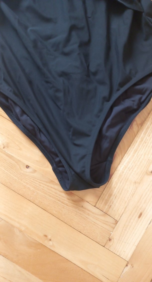 Siyah Drapeli İnce Askılı Mayo - Görsel 2