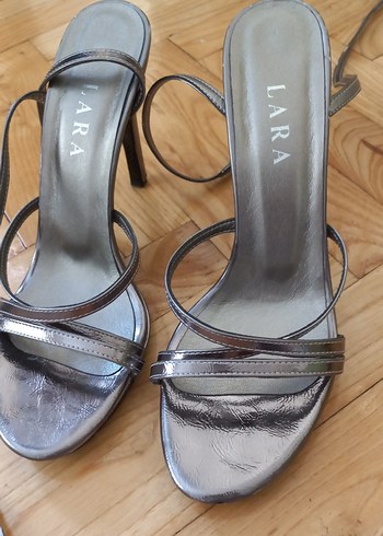 Gri Stiletto Topuklu Kadın Akşam Ayakkabısı