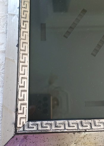 Diğer Parlak Gri Desenli Çerçeve