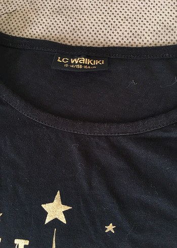 Püsküllü, baskılı, kısa kollu siyah kız tişörtü - Görsel 4