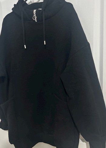 Siyah Kapüşonlu Oversize Sweatshirt - Görsel 3