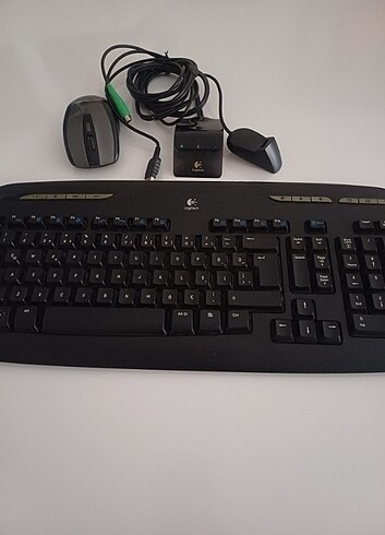 Logitech kablosuz klavye takımı