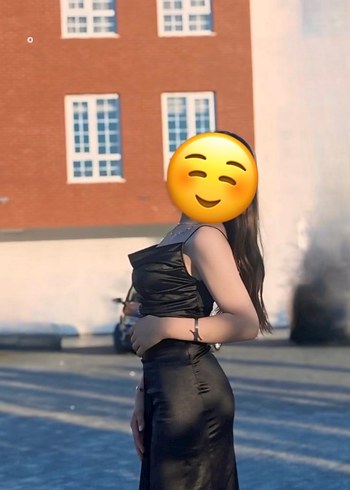 s Beden Esnek saten kumaş yırtmaclı Detaylı askılı uzun abiye ve mezuniy