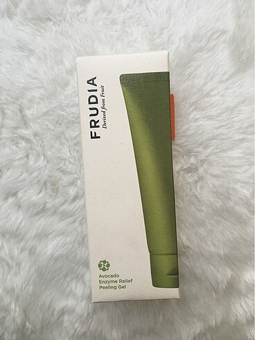 Frudia Avokado Enzim Peeling Jel