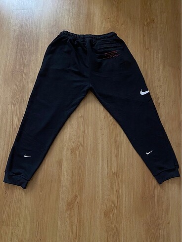 Nike Nike swoosh esofmanaltı