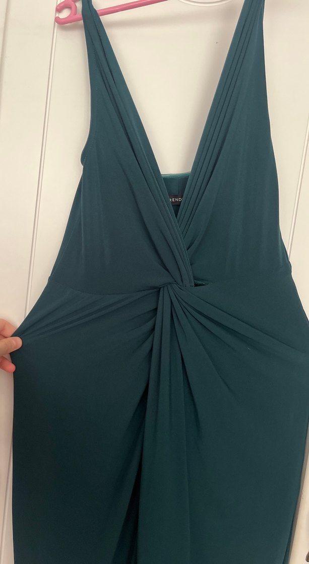 Koyu Yeşil Drapeli Uzun Kadın Elbise abiye tarzı mezuniyet - Görsel 3