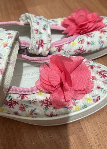 Pembe Çiçekli Kız Çocuk Sandaletleri - Görsel 3