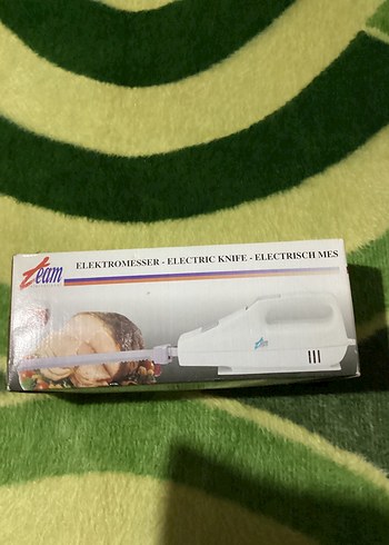 Diğer Elektrikli Bıçak Seti Beyaz
