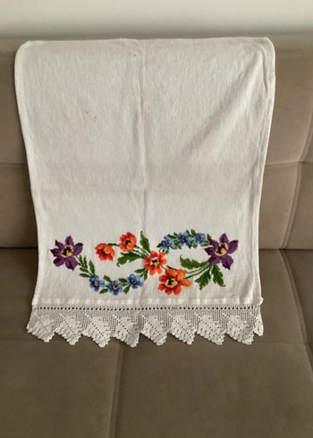 Nakışlı Beyaz,tek ucu dantel - Görsel 4