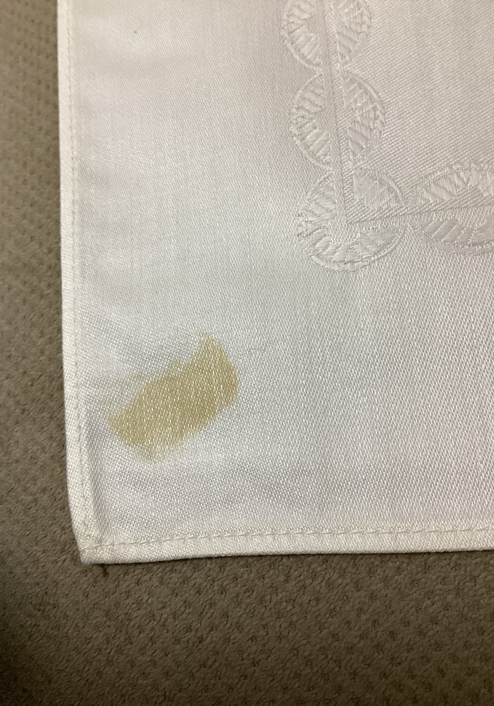 Nakışlı Beyaz Masa Örtüsü - Görsel 3