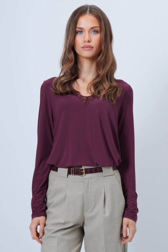 Bordo V Yaka Uzun Kollu Kadın Bluz - Görsel 3